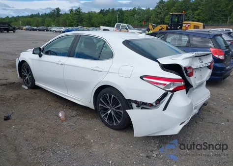 2020 Toyota Camry Se z USA, uszkodzony, nr VIN 4T1G11AK5LU349892